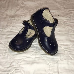 Footmates Harper Mary Jane, Navy. Beautiful shoes.